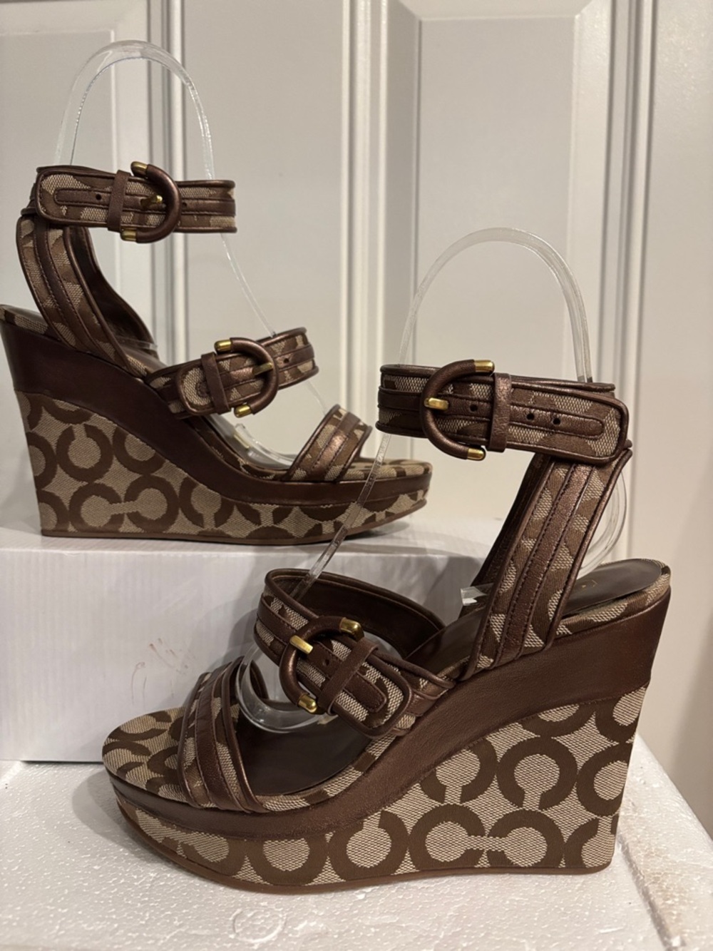 Coach Marlee Wedge Sandals Signature Canvas Pattern Khaki Brown Size 8 - Picture 3 of 13